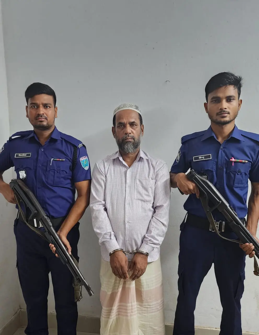 কানাইঘাট থানা পুলিশের অভিযানে চাঞ্চল্যকর কামিল হত্যা মামলার  আসামী তোতা মিয়া গ্রেফতার.