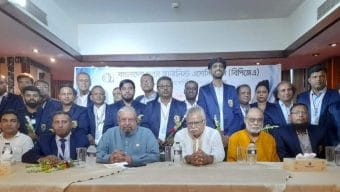 ফটো সাংবাদিকদের একটি ছবি এক হাজার শব্দের প্রকাশ;মন্ত্রী ইমরান