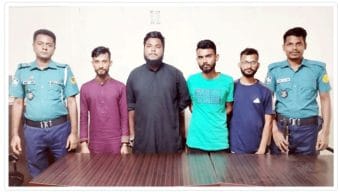 ডিবি পুলিশ পরিচয়ে যুবককে অপহরণ : অপহৃত ব্যাক্তি উদ্ধার, আটক ৪
