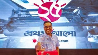 চারবার প্রথম আলো’র দেশসেরা আলোকচিত্রী আনিস মাহমুদ