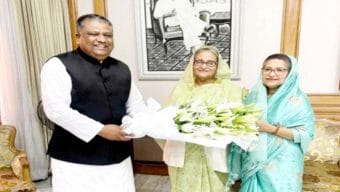 প্রধানমন্ত্রীকে কৃতজ্ঞতা জানাতে গণভবনে সিসিক মেয়র
