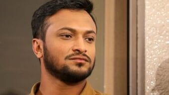 সাকিবের বিরুদ্ধে হত্যা মামলা