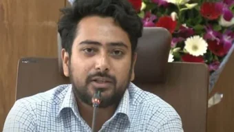ফ্যাসিবাদে জড়িত কবি, সাহিত্যিক, সাংবাদিকদের বিচারের আওতায় আনা হবে: তথ্য উপদেষ্টা
