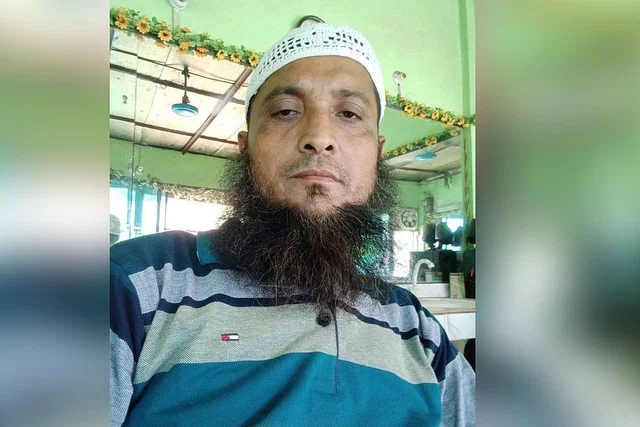 চট্টগ্রামে চাঁদাবাজির প্রতিবাদ করায় ব্যবসায়ীকে হত্যা
