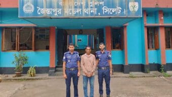 জৈন্তাপুরে ২৩ বস্তা ভারতীয় চিনি উদ্ধার, আটক ১