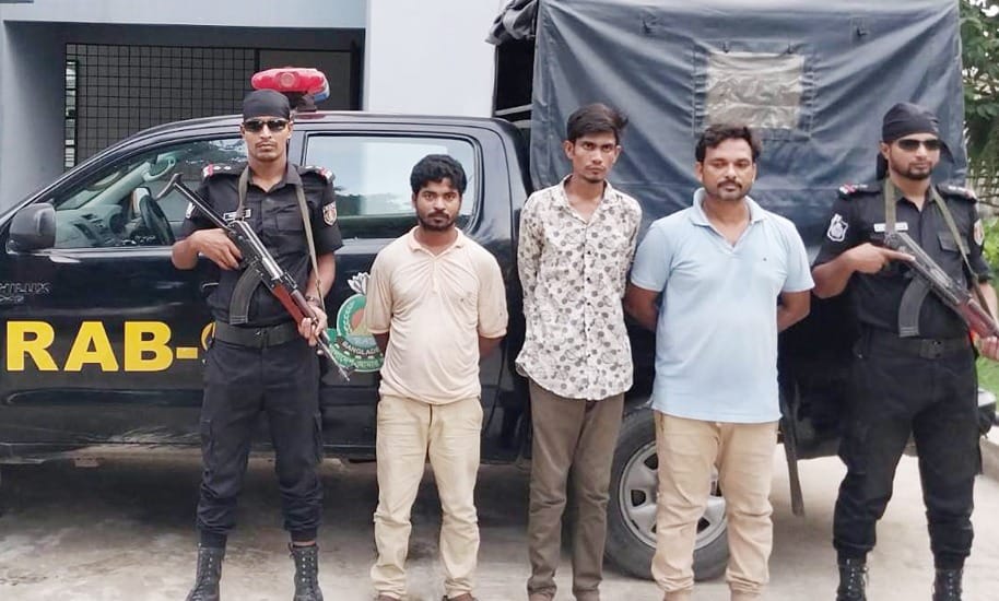 র‍্যাবের জালে ৯ মাদক কারবারি আটক