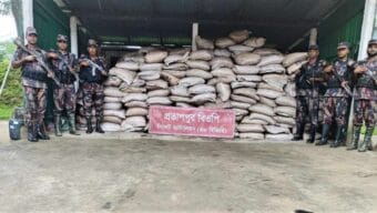 গোয়াইনঘাটে বিজিবির অভিযানে চিনি ও চায়ের বড় চালান আটক