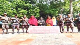 পালানোর সময় গোয়াইনঘাট সীমান্তে জনতার হাতে ধরা পড়লেন চার নারী