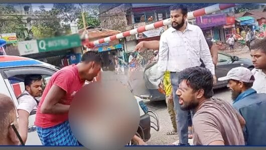 কাজিরবাজার সেতুর বারে আ ঘা ত পেয়ে প্রাণ গেলো ট্রাক-হেল্পারের