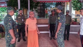 সিলেটে পূজা মন্ডপ পরিদর্শনে আনসার ও গ্রাম প্রতিরক্ষা বাহিনীর উপমহাপরিচালক