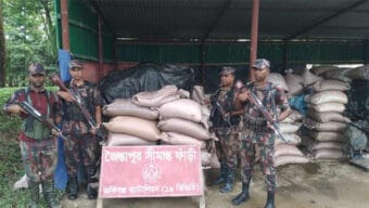 সিলেটে অর্ধ কোটি টাকার চোরাচালানের পন্য জব্দ করে বিজিবি