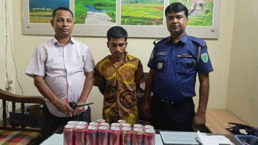 জৈন্তাপুর ১৯ ক্যান বিদেশি বিয়ারসহ আটক ১