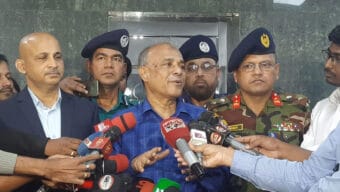ভুয়া মামলাকারীদের ধরিয়ে দিন : সিলেটে স্বরাষ্ট্র উপদেষ্টা