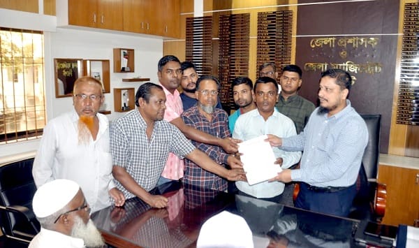 শ্রম উপদেষ্টা বরাবর হোটেল শ্রমিক ইউনিয়নের স্মারকলিপি