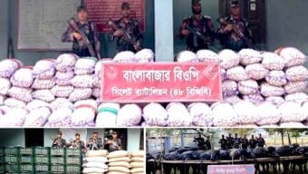 সীমান্তে আজও বিপুল পরিমাণ চোরাই পণ্য জব্দ