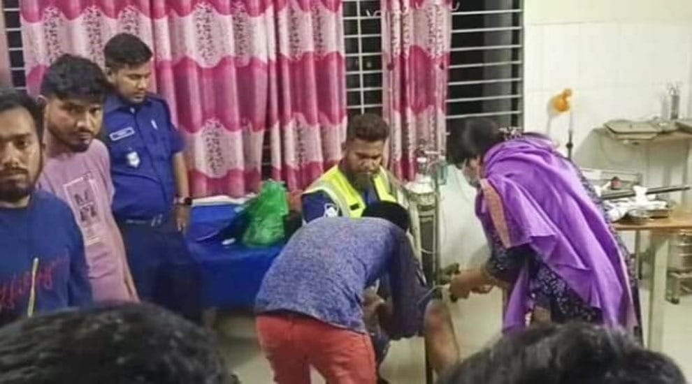 তল্লাশির সময় পুলিশকে অপহরণ করলো ডাকাত দল