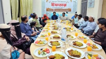 শহীদ পরিবারদের নিয়ে শাবি প্রেসক্লাবের ইফতার