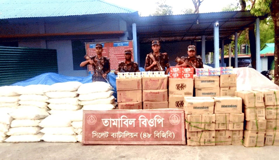 সিলেটে সীমান্তবর্তী এলাকায় প্রায় কোটি টাকার চোরাই পণ্য জব্দ