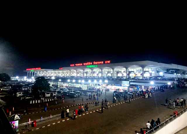 যুক্তরাষ্ট্র থেকে সিলেটিসহ ৫ জনকে দেশে ফেরত