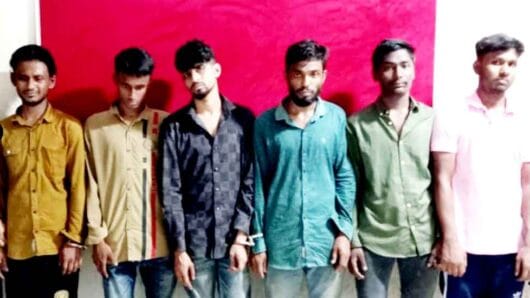 সিলেট নগরীতে দেশীয় অস্ত্রসহ ৬ জন ডাকাতকে গ্রেফতার