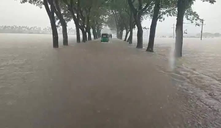 গোয়াইনঘাটে পাহাড়ি ঢলে তলিয়ে গেছে নিম্নাঞ্চল