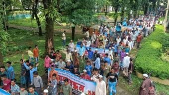 জৈন্তাপুরে দ্যা মেঘালয় টি এস্টেটের ইজারা বাতিলের দাবিতে বিক্ষোভ মিছিল ও সমাবেশ