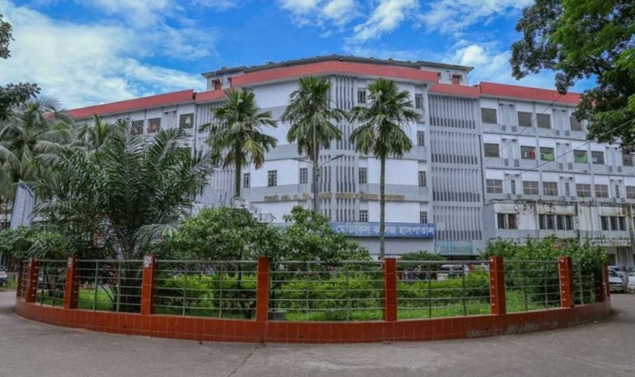 ওসমানী হাসপাতালের সর্বত্র টাকার খেলা