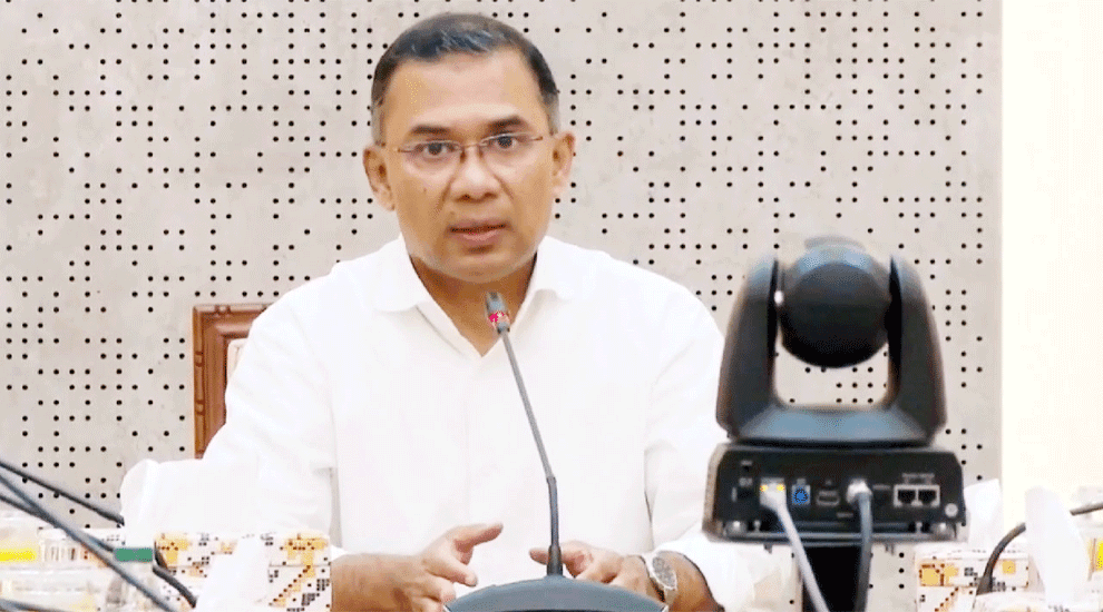 ১৮০ দিনের রোডম্যাপ বাস্তবায়ন ও বাজার নিয়ন্ত্রণের নির্দেশ: প্রথম মন্ত্রিসভা বৈঠকে তারেক রহমান